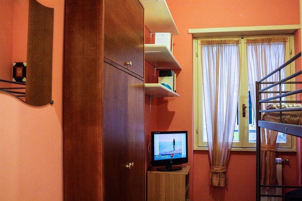 Bed & Breakfast 4 Season 2*